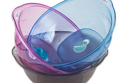 15 cheap plastic tub (1)