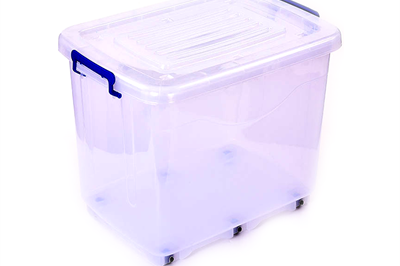 18 plastic storage container on wheels (1)