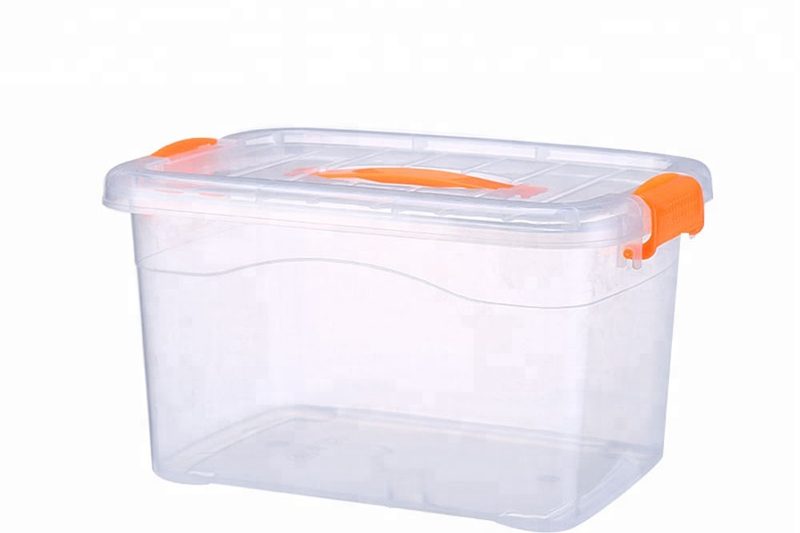 7 plastic storage boxes with lids (2)